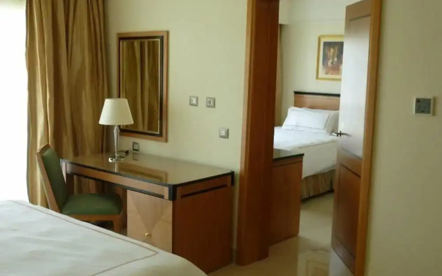 Le Royal Holiday Resort