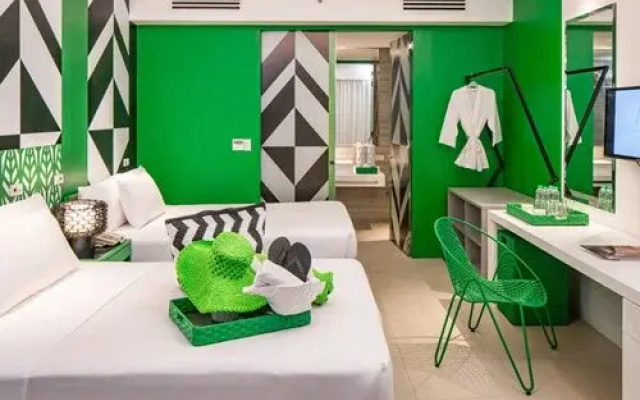 Astoria Current - 3 Nights, Malay, Aklan, Philippines