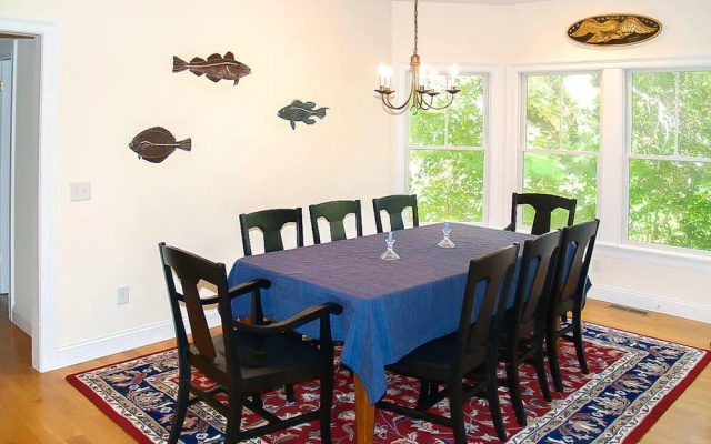 24 Wilderwood Lane - Five Bedroom House