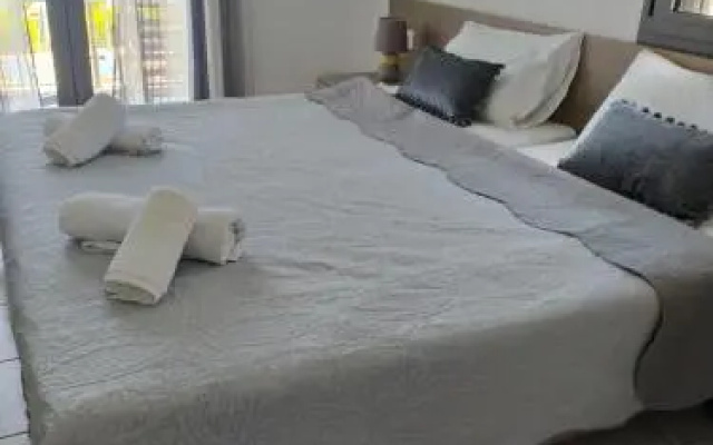 Lena Apartments
