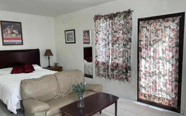 Comfy Private Unit in LA