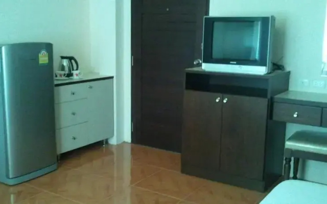 Cheewa Service Apartment