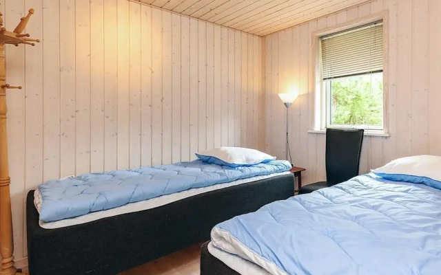 6 Person Holiday Home in Logstor