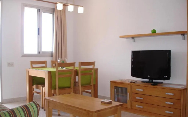 Coblanca 8 - Zand Properties