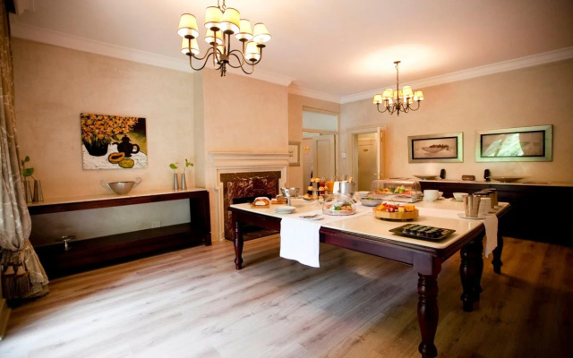 10 2nd Avenue Boutique Hotel by Dream Resorts