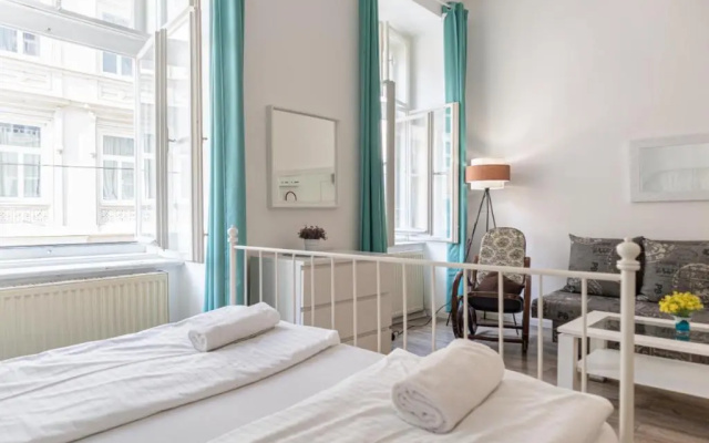Elegant 1BR Apt. - Great for Long Stays