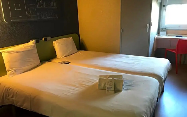 ibis budget Arles Sud Fourchon