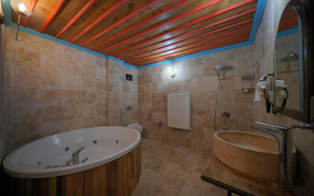 Travel Inn Cave Hotel