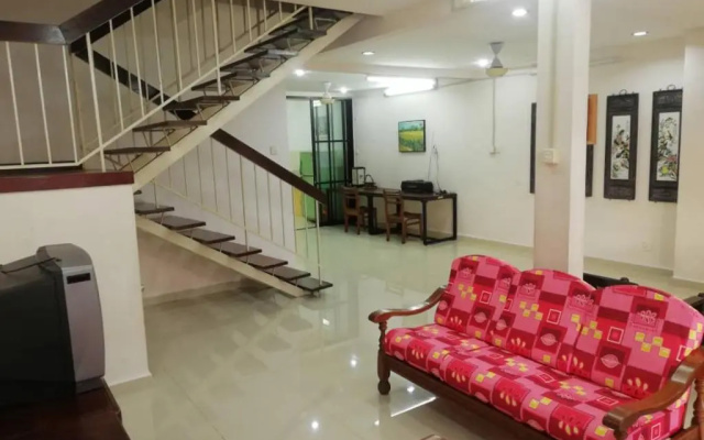 Sweethome for 7 travellers at seremban
