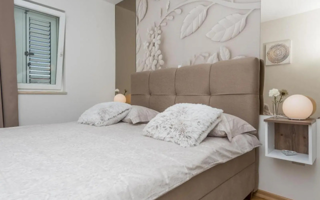 Brand new! Chic apartment Zoja near beach