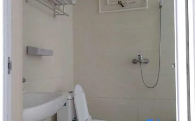 Mengyin Yi Family Hotel