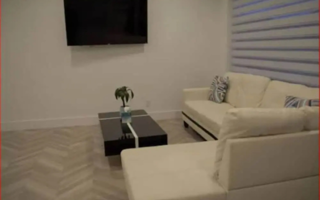 Dimond Abode Vacation Rental 3428