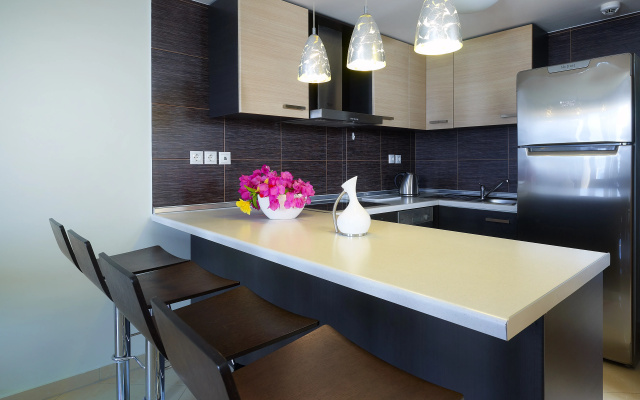 Macaris Suites and SPA