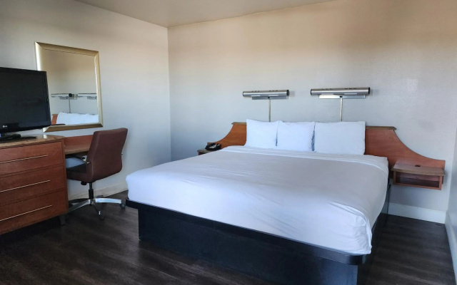 Motel 6 Barstow