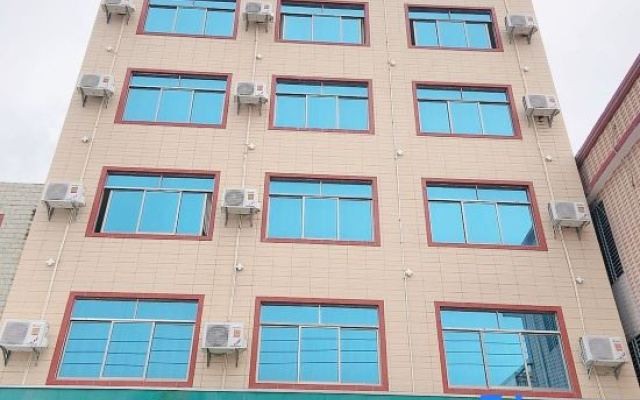 Ledong Jinyiyuan Business Hotel