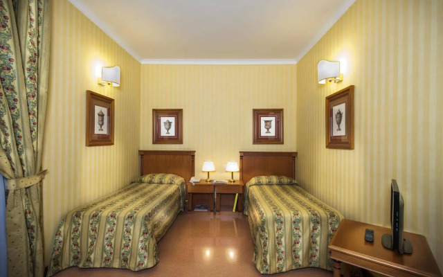 Residenza DAragona Hotel