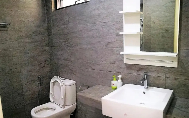 Miracle Homestay Woodsbury Suites