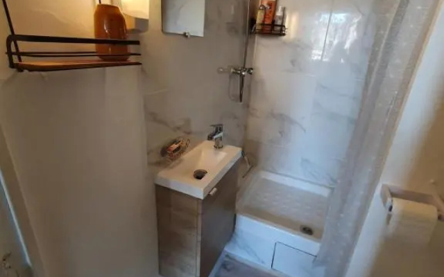Studio mezzanine au cœur de Marseille LODI /BAILLE