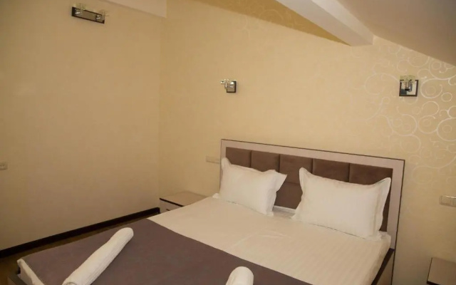 Eridana Hotel