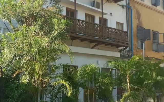 Plumeria Hotel