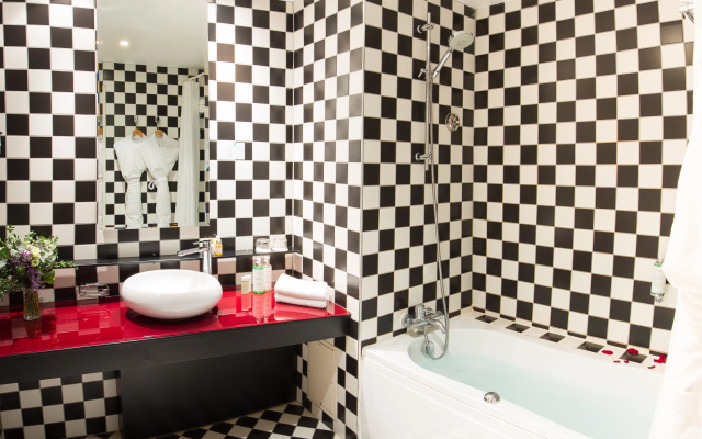 Grand Tonic Hotel & SPA NUXE