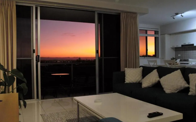 Grandview 307- Premium River and Ocean Views