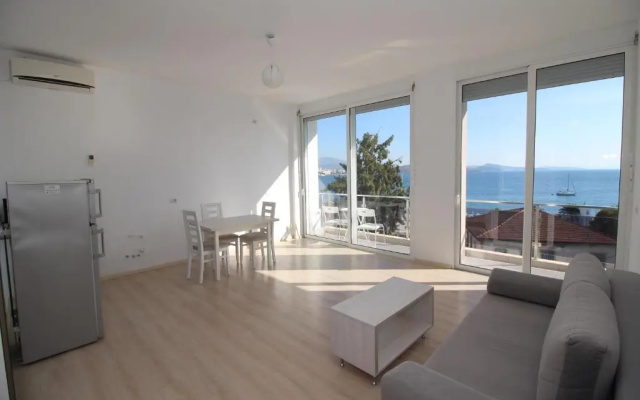 Kristina Suites