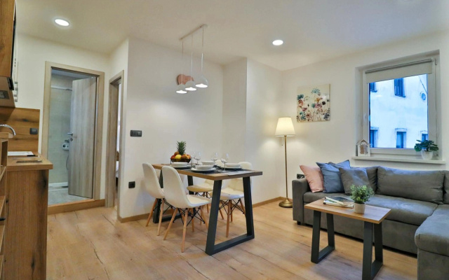 Apartments Seventy Seven