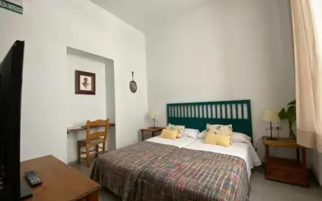 Hotel Entreolivos