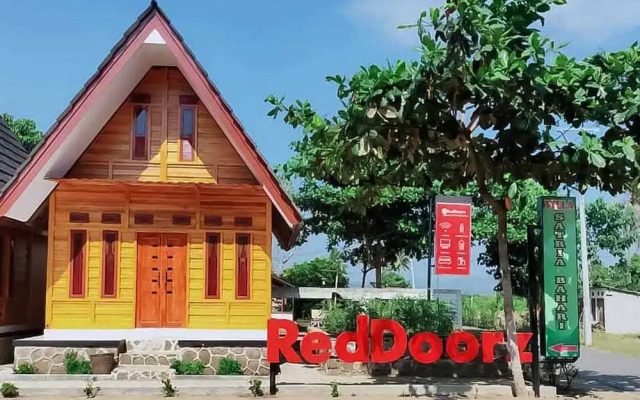 RedDoorz @ Geopark Ciletuh Sukabumi