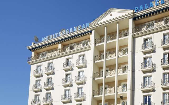 Отель Mediterranean Palace Салоники вид на фасад