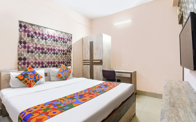 Fabhotel The Corporate Inn I