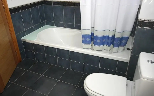 102896 -  Apartment in CorcubiÃ³n