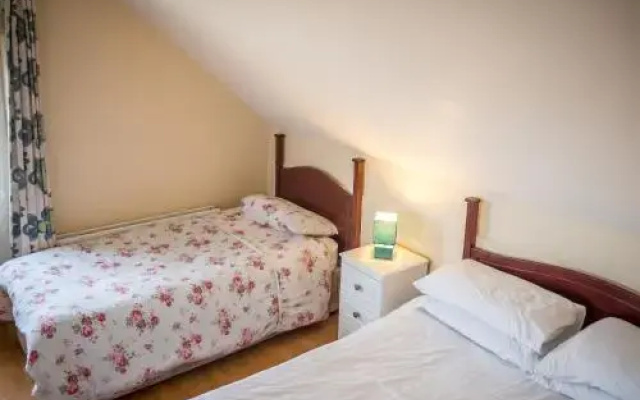 Beach House Cleggan