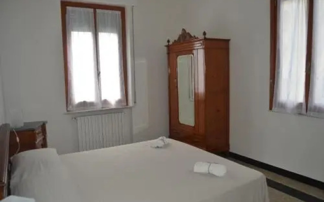 Guest House 2 Stars Finale Ligure