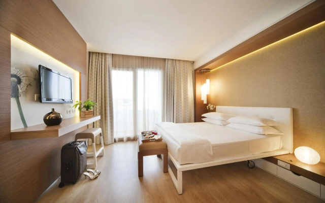 Oxygen Lifestyle Hotel