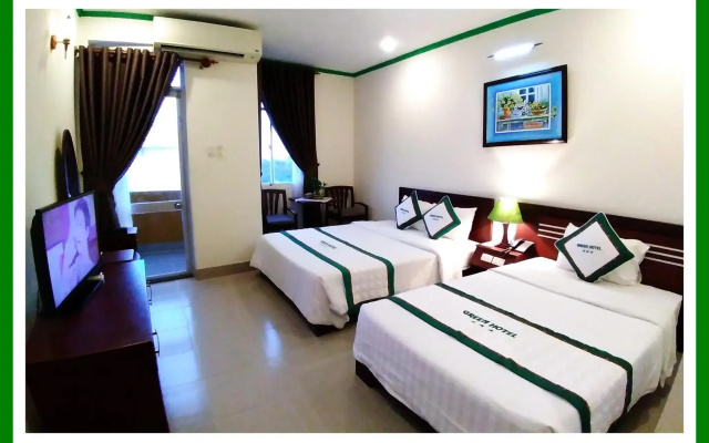 Green Hotel