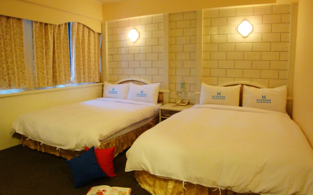 Traveler Hotel