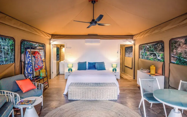 Magnetic Glamping