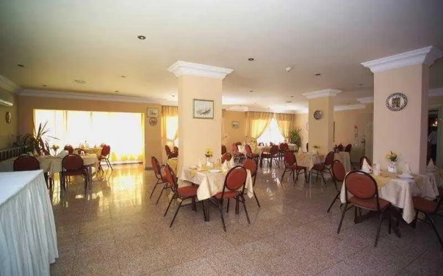 Al Manar Hotel