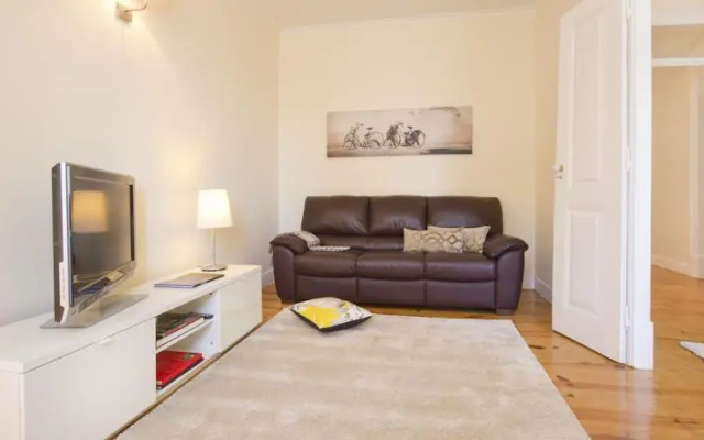 Lisbon Glow Apartment