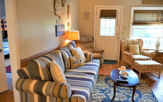 Beach Breezes - 4 Br Home