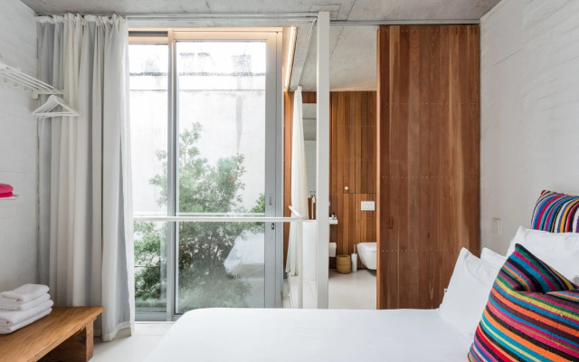 Rooftop Pool | Views | 24h power