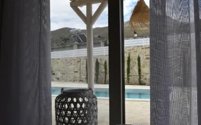 Laini Luxury Suites