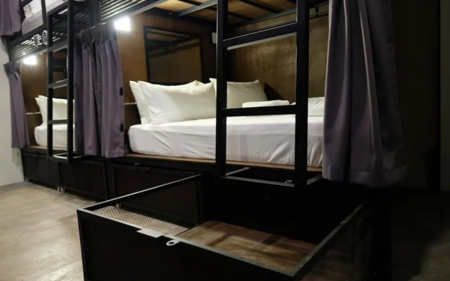 Sleep Here Hostel
