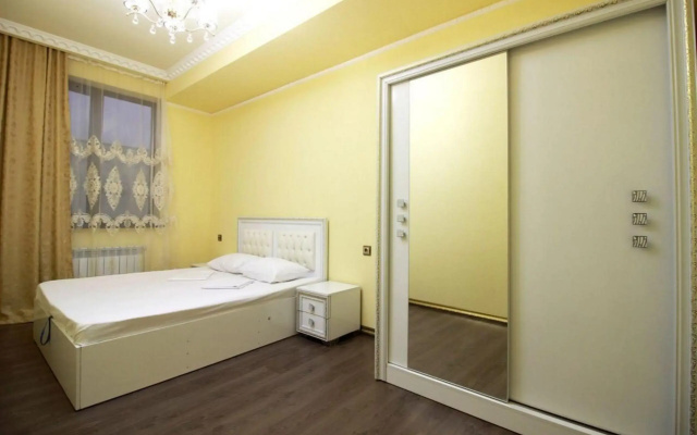 Luxury 5 bedroom Property in the centre