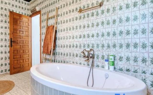 Casa Lulú- villa, huge pool, outdoor area, suite