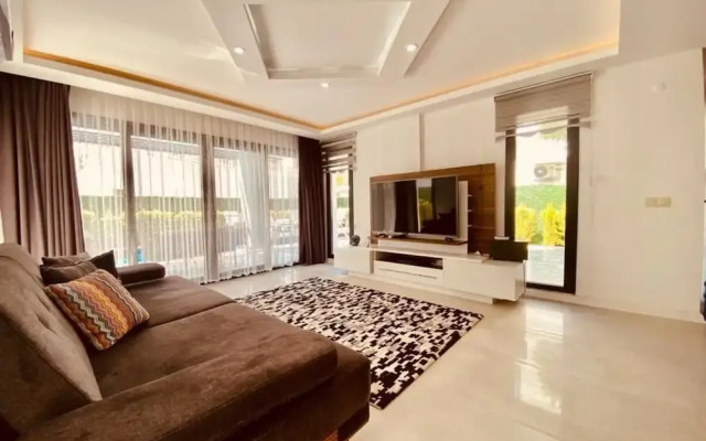 Luxury Villa Ada Marin