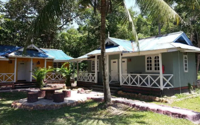 Nur Merang Inn Resort