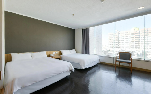Back Home Hotel